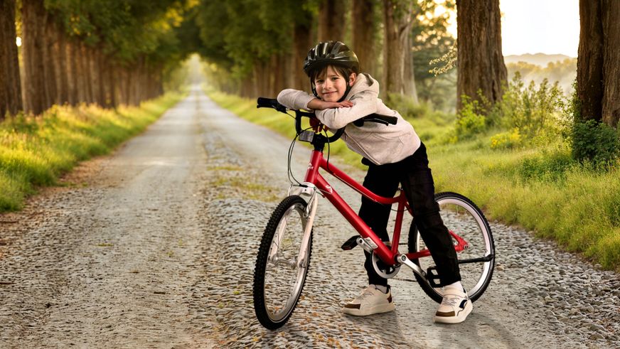 Ab dem 12. März bietet Lidl in seinen Filialen und im Onlineshop das günstige Kinderfahrrad CRIVIT Light 20 an.