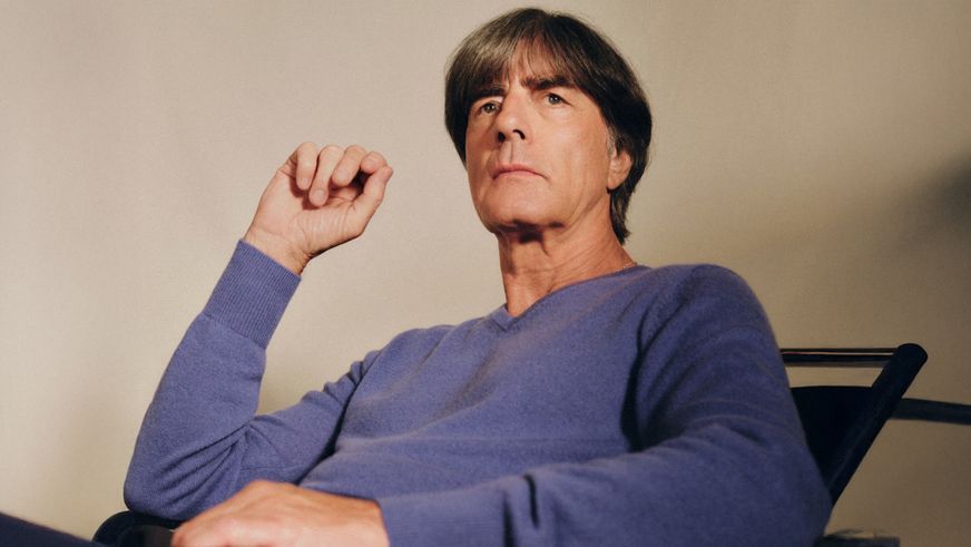 Bei Lidl: Royalblauer Glückspullover von Jogi Löw feiert Comeback