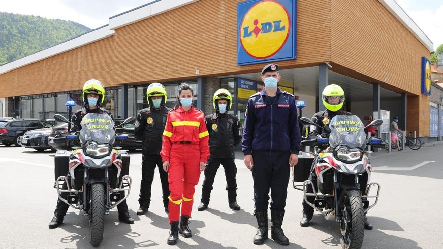 Fundația pentru SMURD, cu sprijinul LIDL România, dă în folosință 2 motociclete de intervenție urbană în județul Brașov