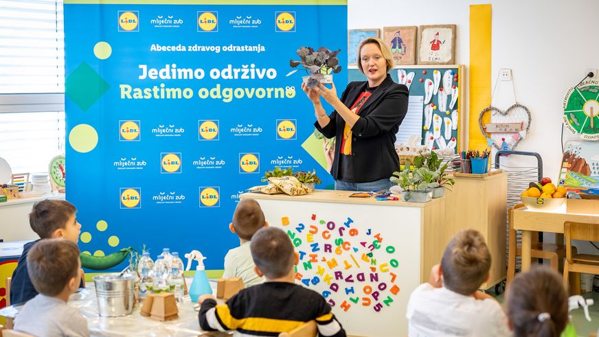 Nasa odgovornost-poticanje zdravlja-mlijecni zub story-hero