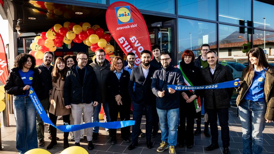 Taglio nastro LIDL na