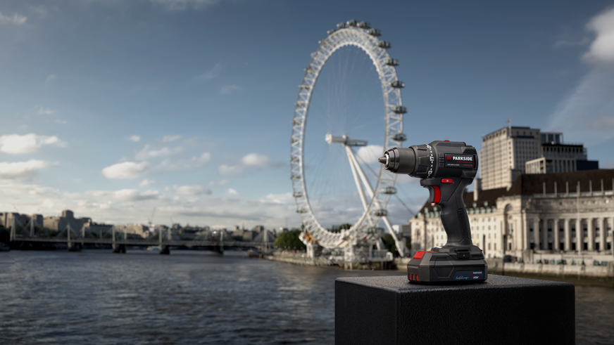 “THE ROTATION” - Un trapano PARKSIDE fa muovere il London Eye e stabilisce un record mondiale