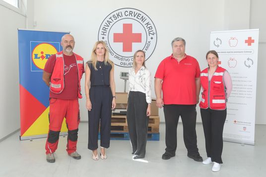 Slaven Petrosevic_CK OS, Lana Jugo i Sonja Hristovski_Lidl HR, Vedran Radanovic_voditelj BHOBZ, Ana Mutnjakovic_CK OS
