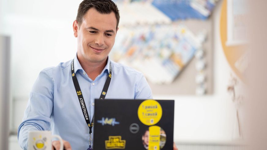 Lidl majorează și în acest an veniturile în companie niciun angajat al retailerului nu va realiza un venit mediu lunar mai mic de 4.000 lei brut