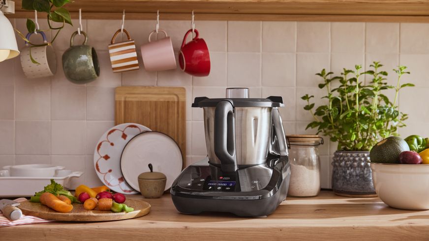 Kleine Küche, große Möglichkeiten: Der neue „Monsieur Cuisine compact SMCC 1100 A1“ der Lidl-Eigenmarke Silvercrest