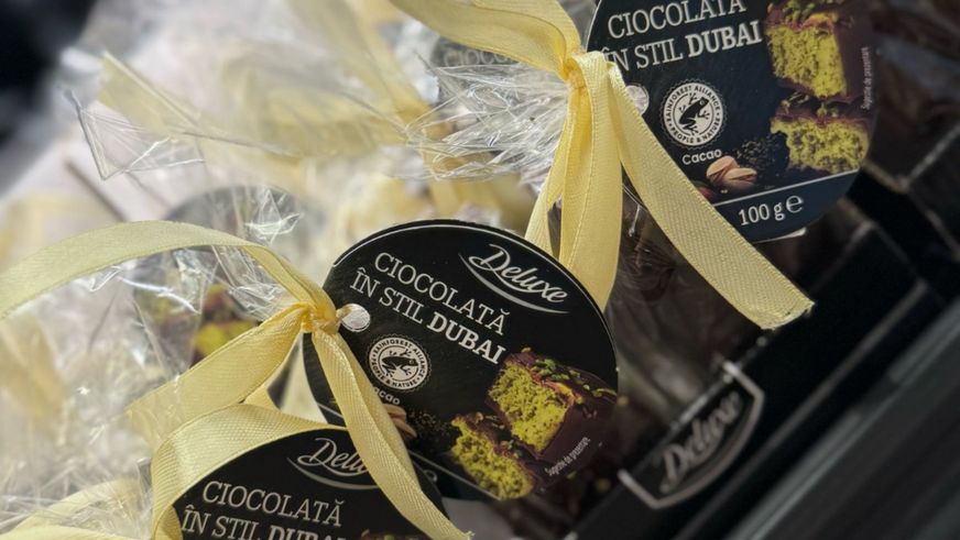 Lidl România extinde portofoliul de produse premium Deluxe cu Ciocolata în stil Dubai, un produs fabricat în România exportat și pe alte piețe europene în magazine Lidl