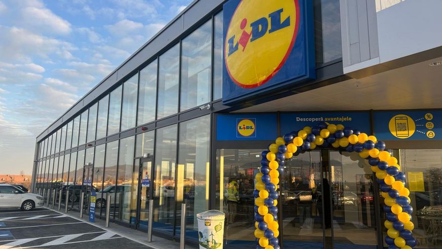 Lidl România în 2024: peste 2,8 miliarde lei la bugetul de stat, 1.500 de noi locuri de muncă și bonusuri de peste 257 milioane lei pentru angajați, pe fondul unei creșteri a businessului de 9%